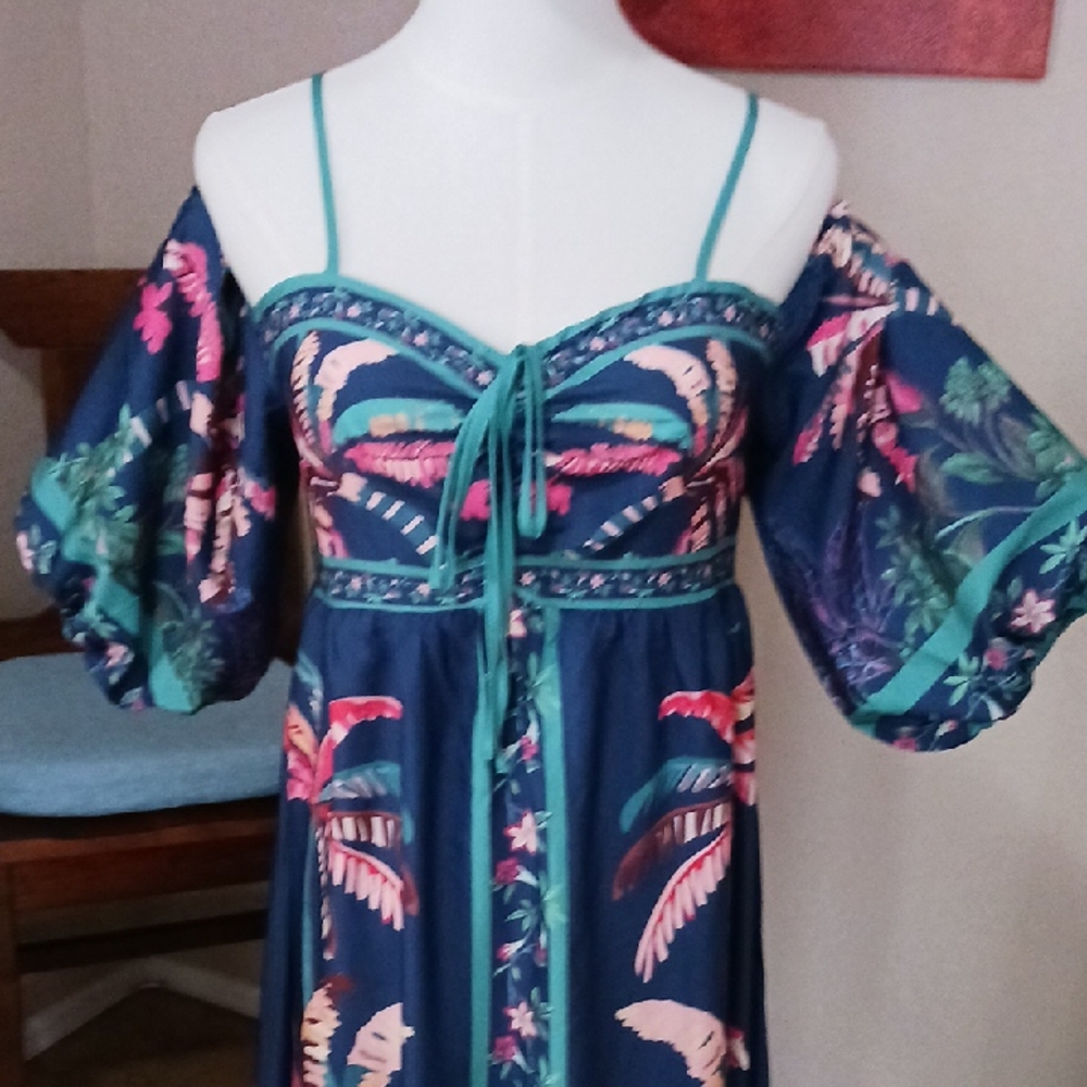 BEAUTIFUL Floral Off-Shoulder Dress - Picture 3 of 16